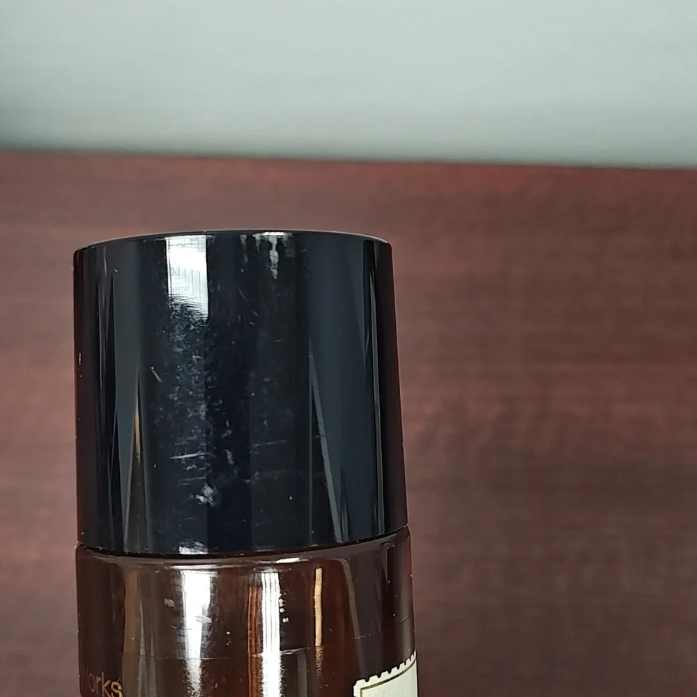 Bath & Body Works oud suede